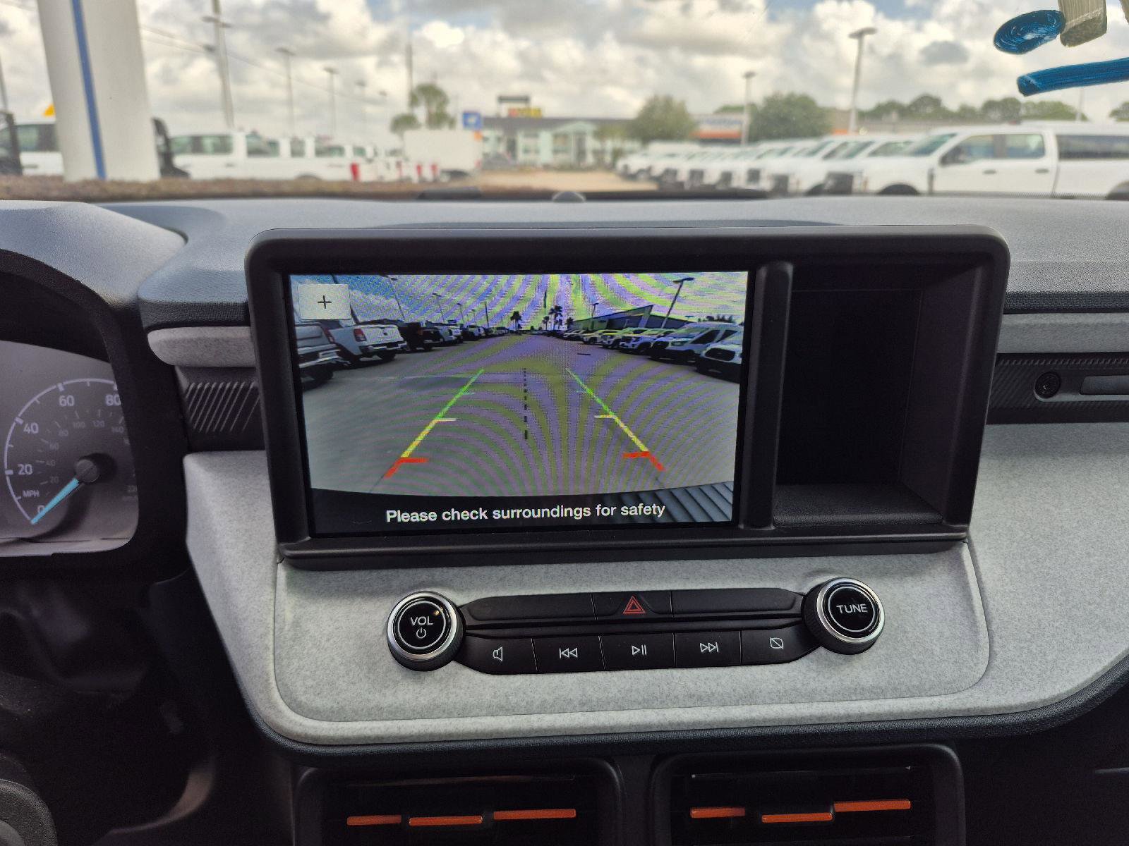 Certified 2023 Ford Maverick XLT w/ XLT Luxury Package image 6