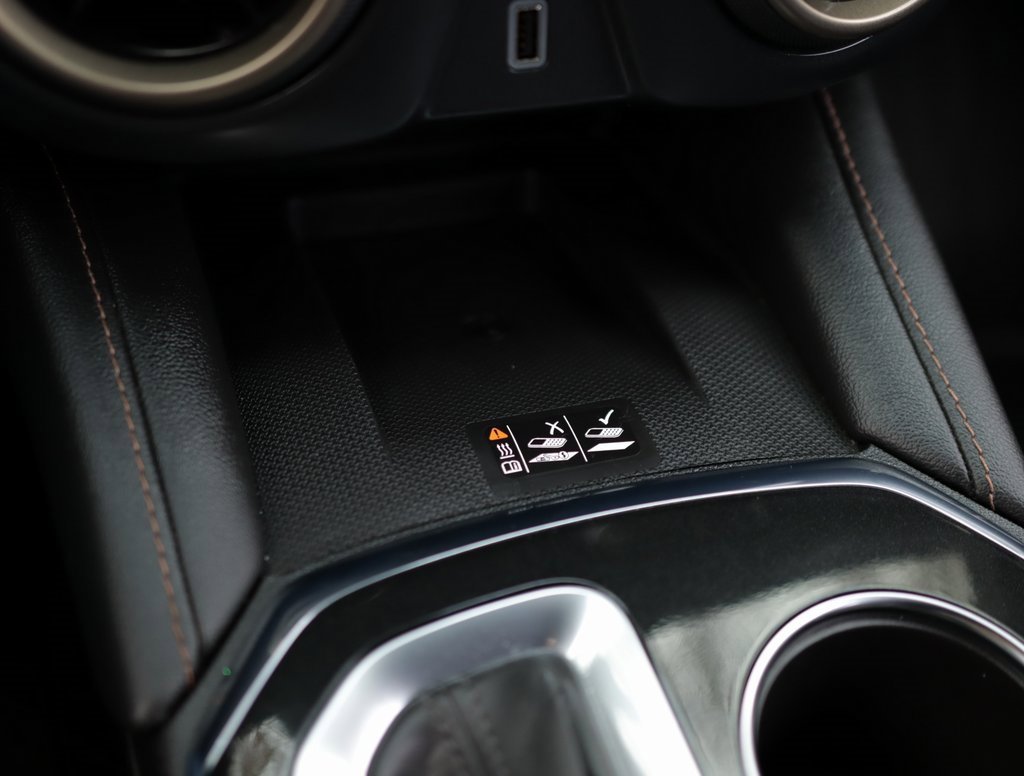 Used 2023 Chevrolet Blazer Premier w/ Enhanced Convenience Package image 18