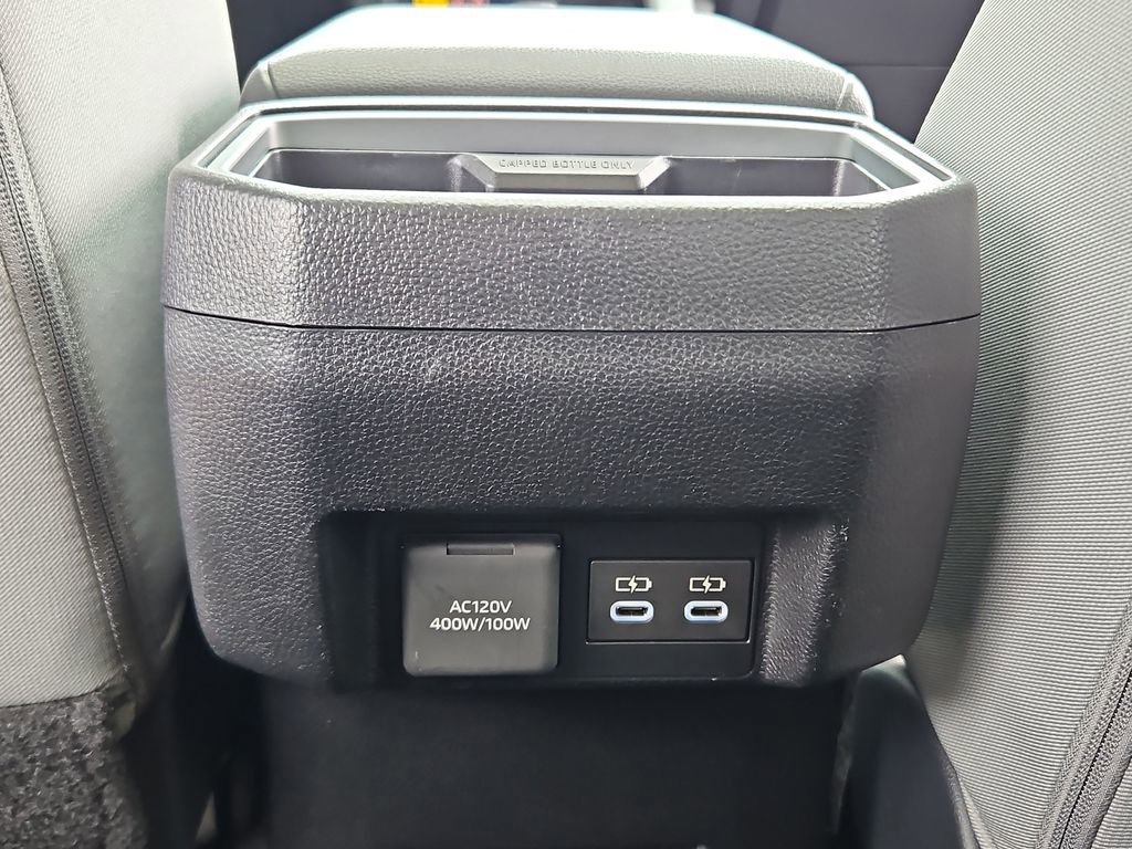 Used 2025 Toyota Tacoma TRD Off-Road image 31