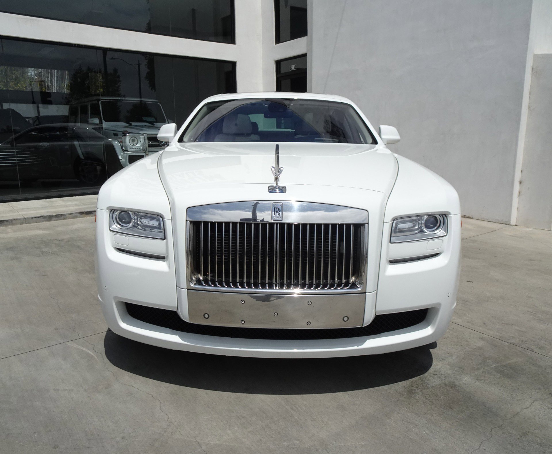 Used 2012 Rolls-Royce Ghost RWD image 2
