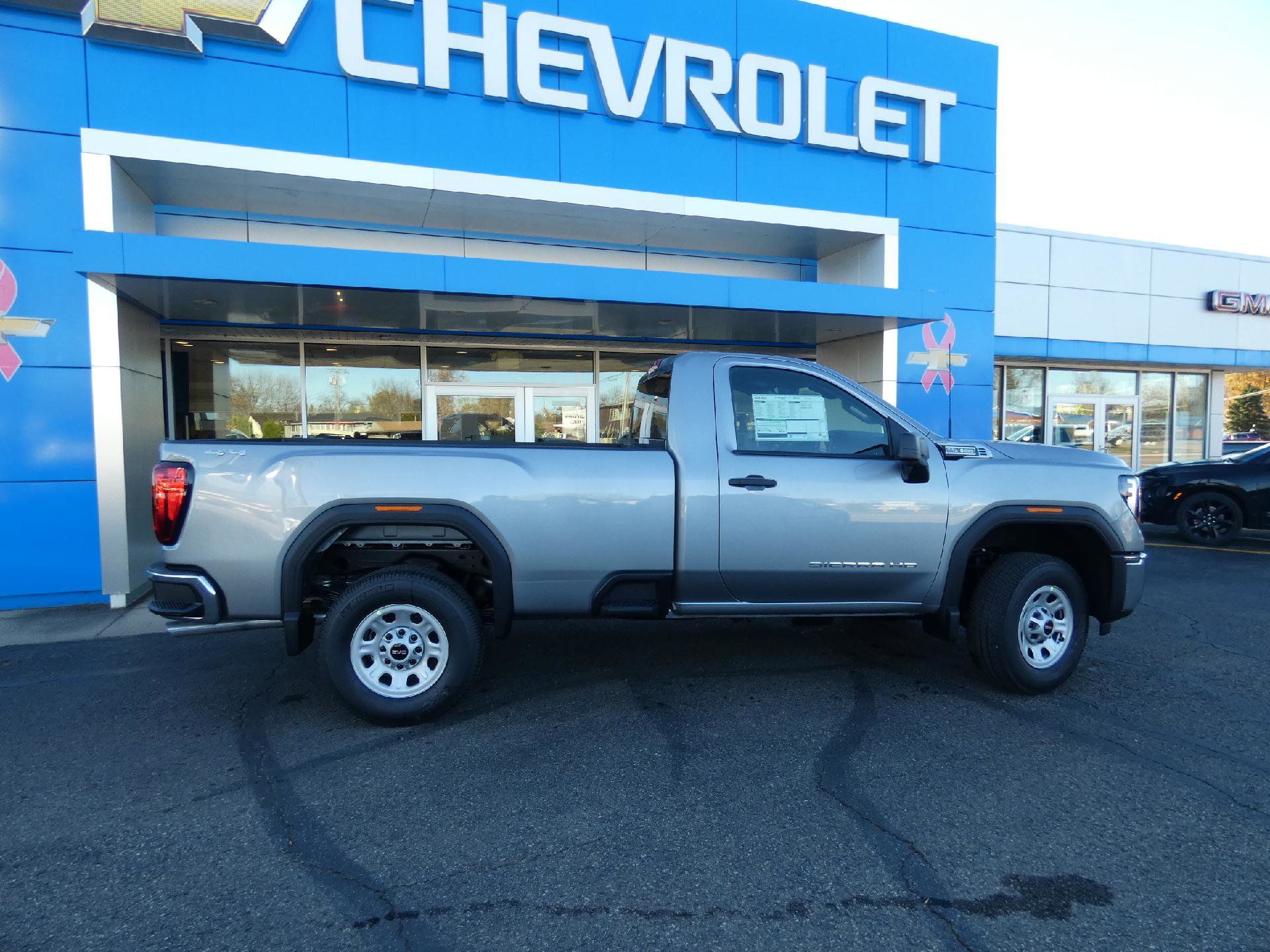 New 2026 GMC Sierra 2500 Pro w/ Convenience Package image 2