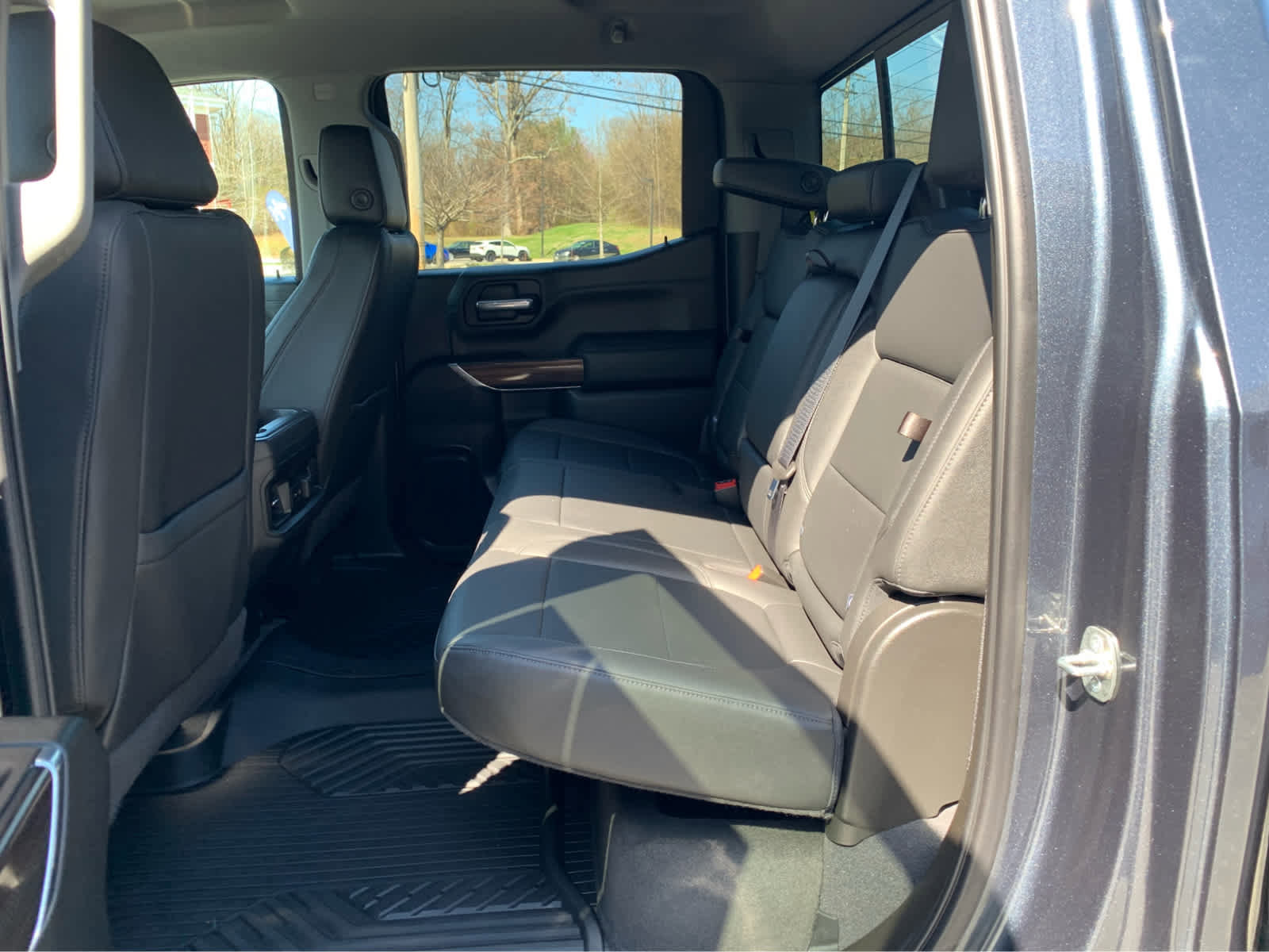 Used 2021 Chevrolet Silverado 1500 LT Trail Boss w/ Convenience Package II image 22