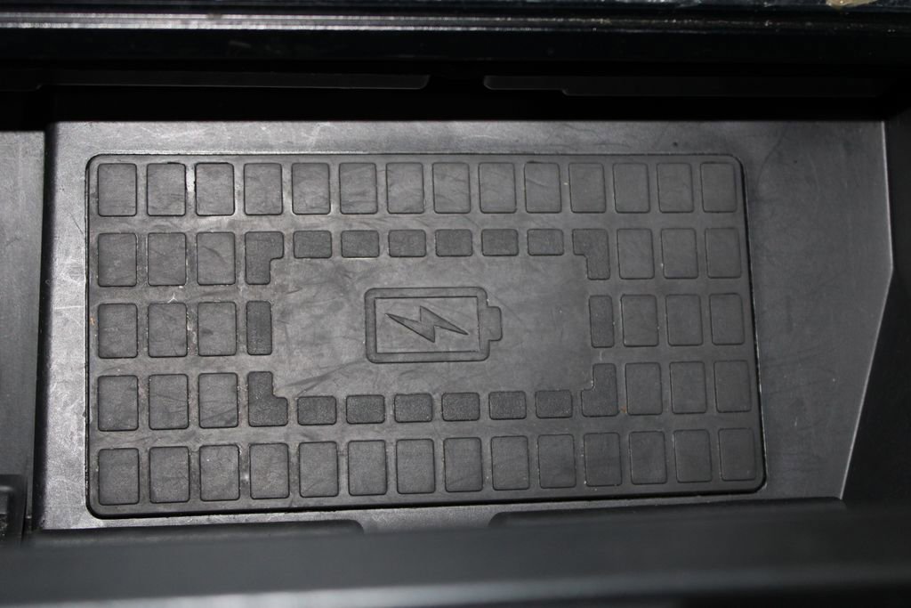 Certified 2022 Ford F150 Platinum w/ Equipment Group 701A High image 51