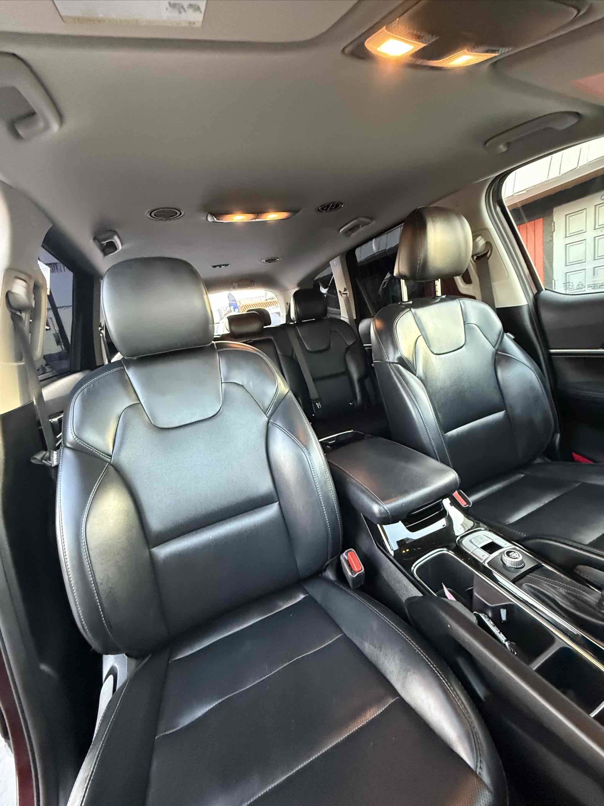 Used 2020 Kia Telluride LX image 15