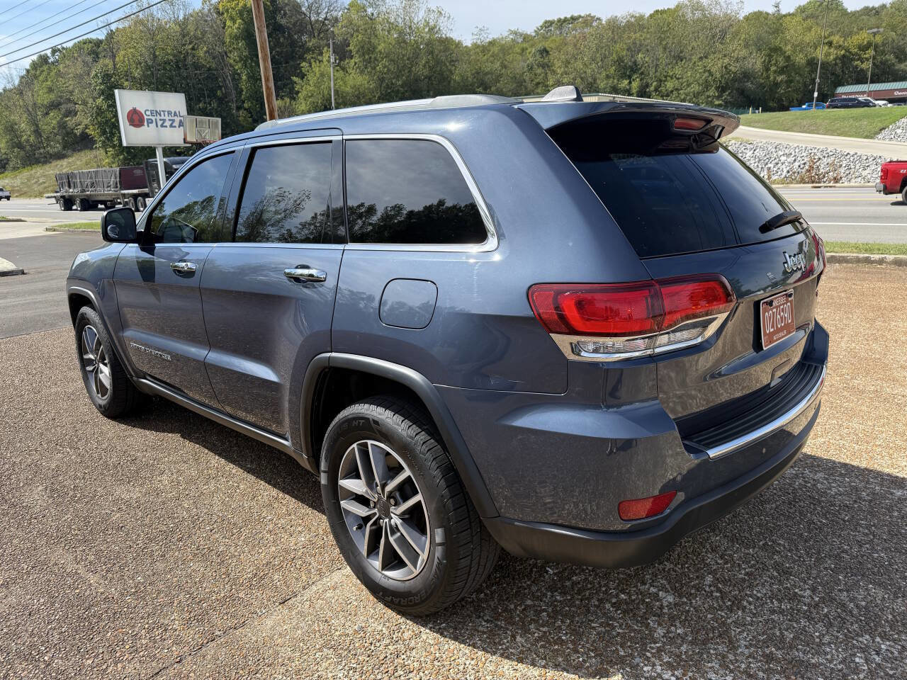 Used 2020 Jeep Grand Cherokee Limited image 7