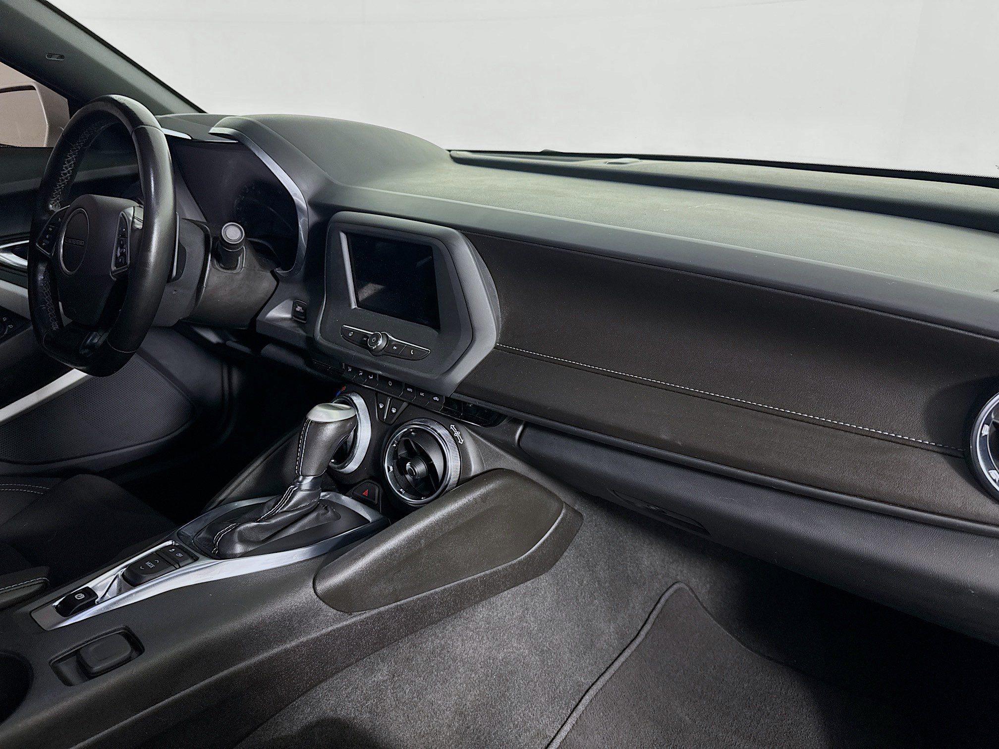 Used 2023 Chevrolet Camaro LS RWD image 26