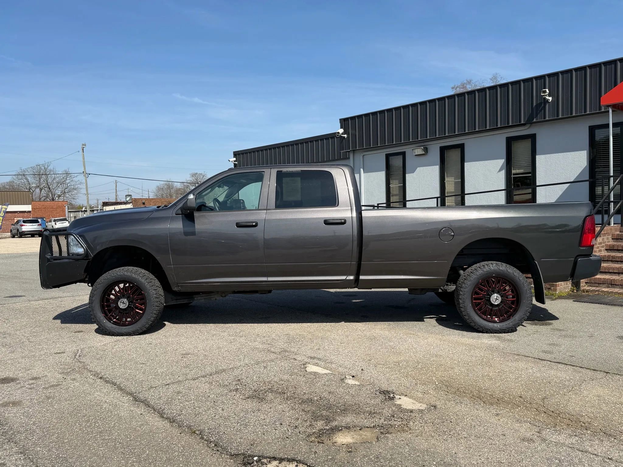 Used 2017 RAM 2500 Tradesman w/ Popular Equipment Group image 12