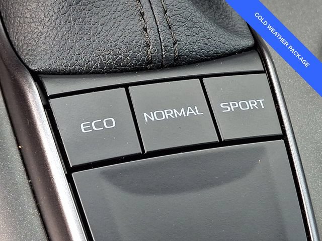 Used 2024 Toyota Camry SE w/ Cold Weather Package FWD image 25