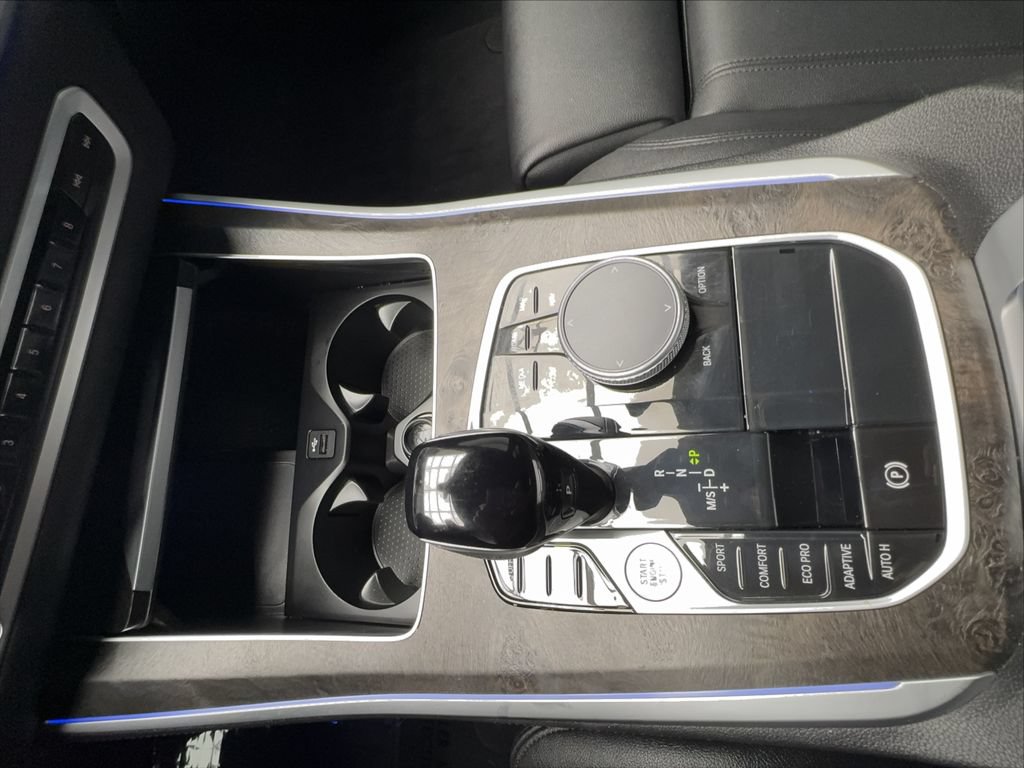 Used 2022 BMW X5 sDrive40i w/ Premium Package RWD image 48