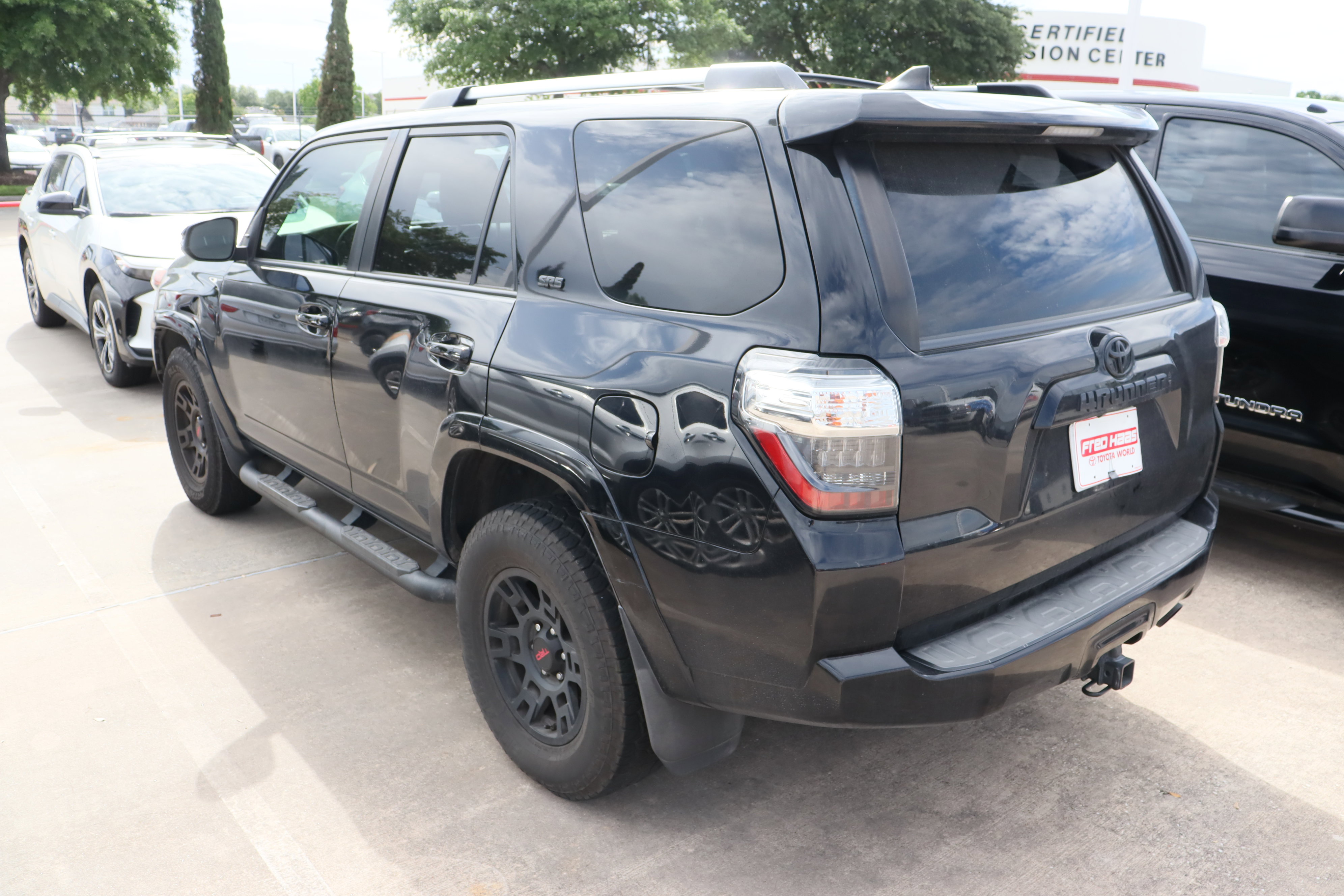Used 2021 Toyota 4Runner SR5 Premium w/ Moonroof Package image 5