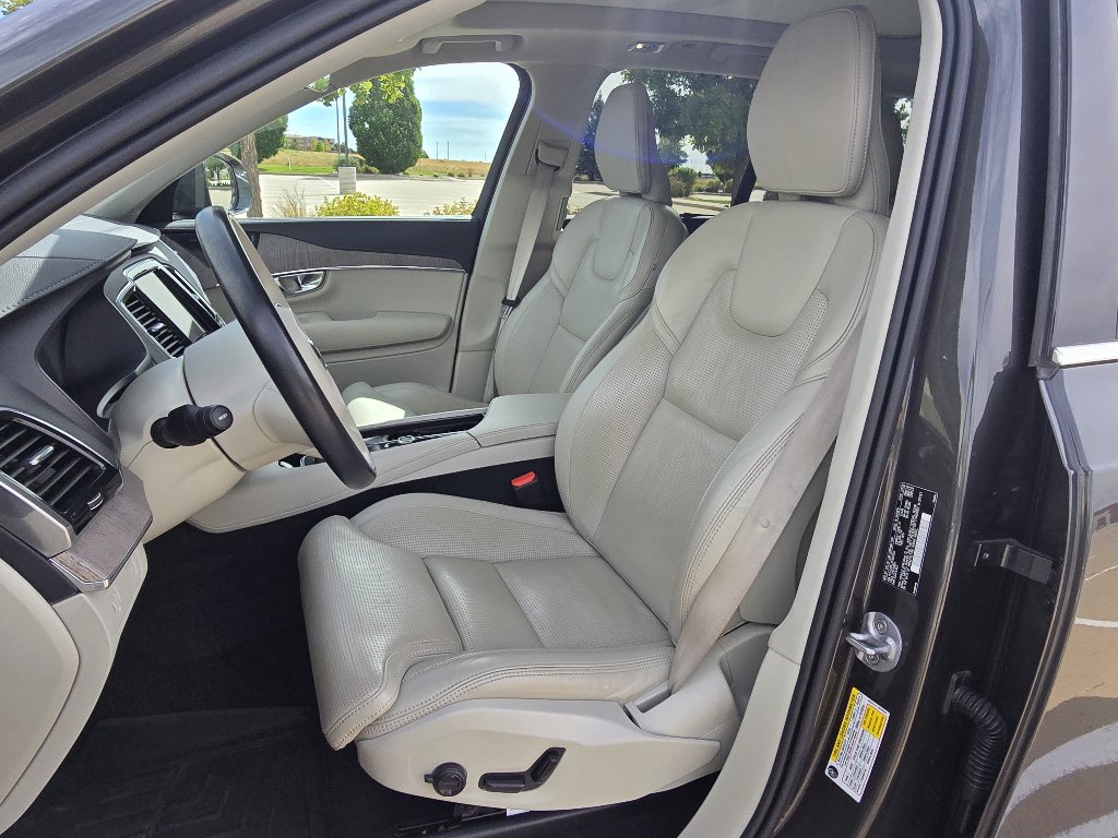 Used 2022 Volvo XC90 T6 Inscription w/ Advanced Package AWD/4WD image 14