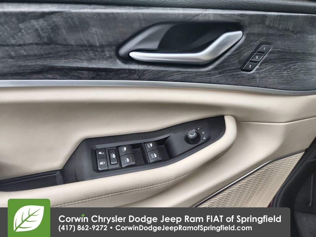 Certified 2022 Jeep Grand Cherokee L Limited image 21