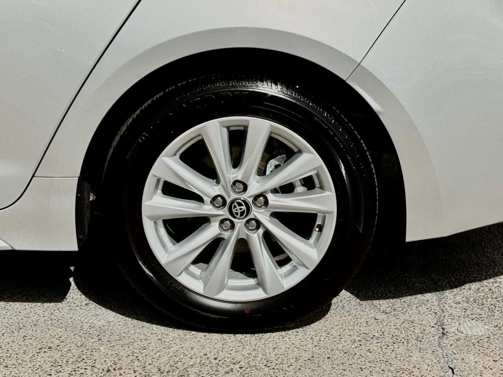 Used 2026 Toyota Corolla LE w/ LE Premium Package FWD image 17