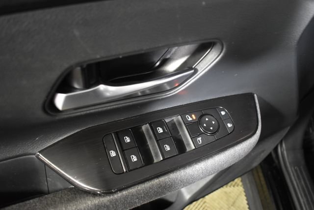 Certified 2025 Nissan Kicks SV w/ SV Premium Package AWD/4WD image 8