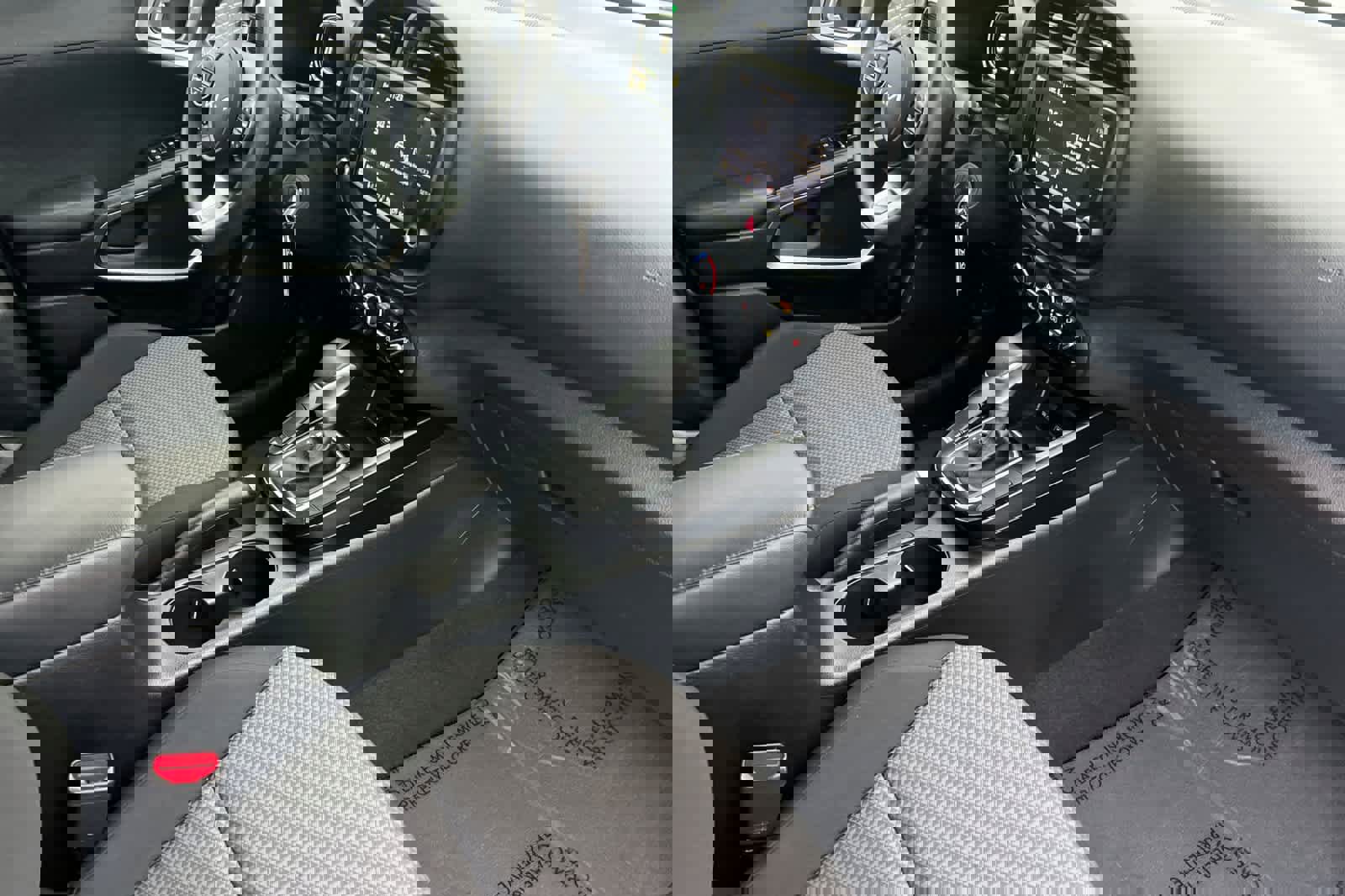 Used 2024 Kia Soul LX w/ Option Group 015 image 16