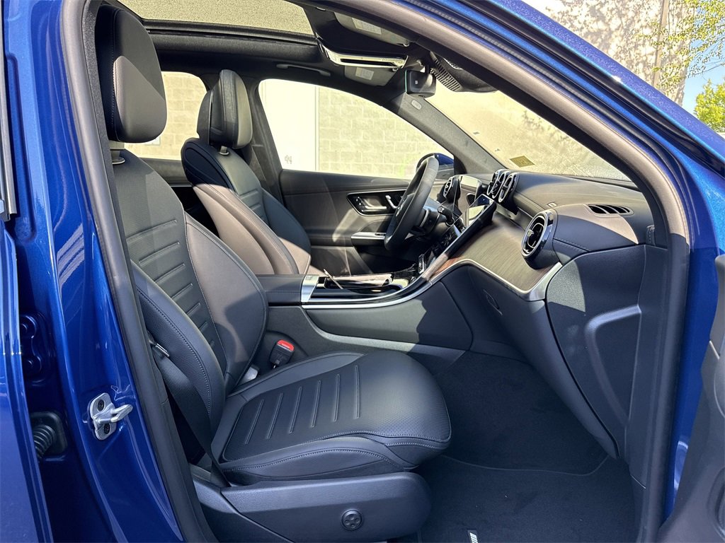 New 2025 Mercedes-Benz GLC 350e 4MATIC image 20