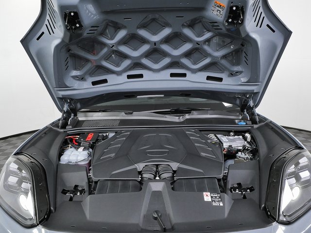 New 2026 Porsche Cayenne S image 33