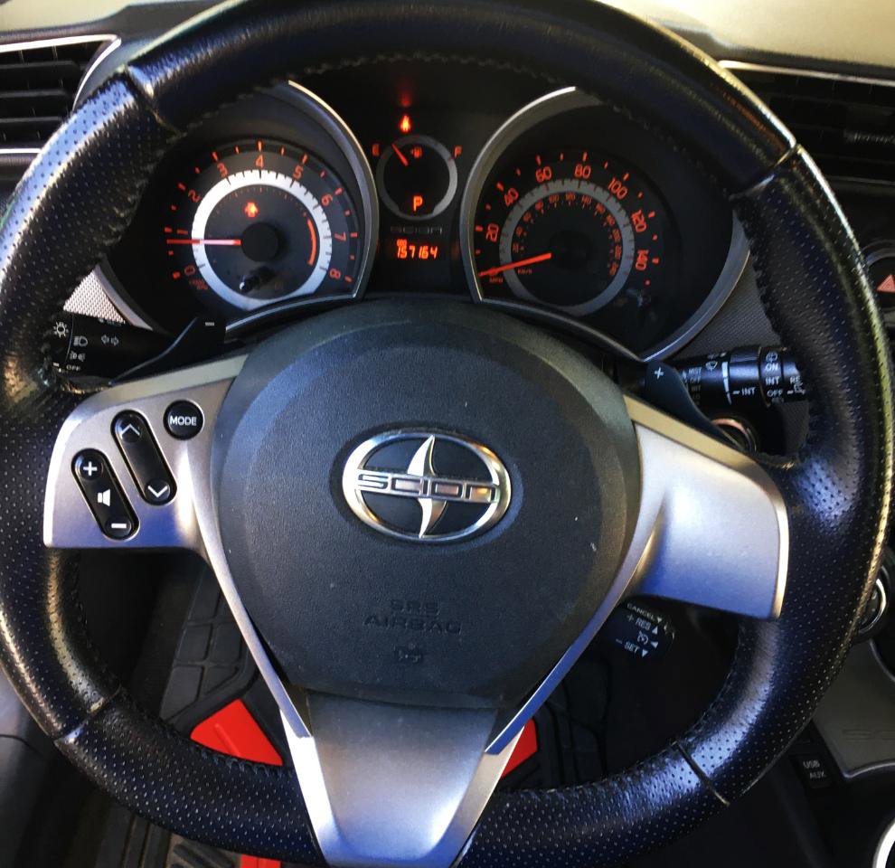 Used 2016 Scion tC FWD image 17