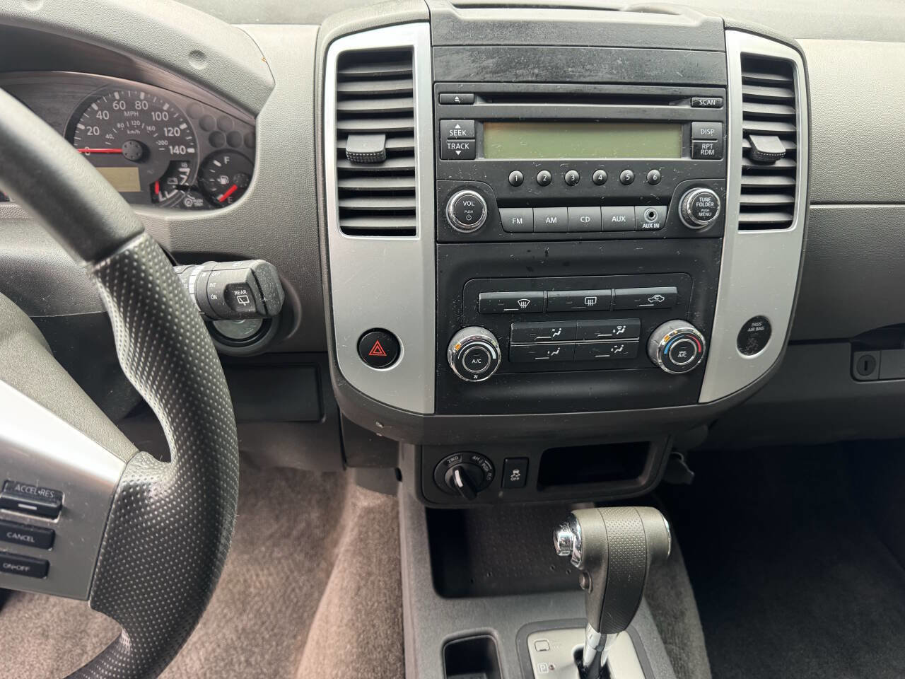 Used 2015 Nissan Xterra X image 9