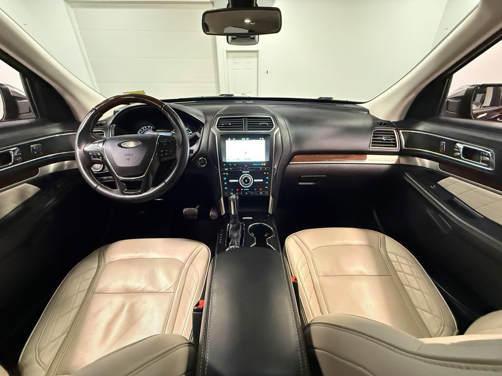 Used 2018 Ford Explorer Platinum AWD/4WD image 71