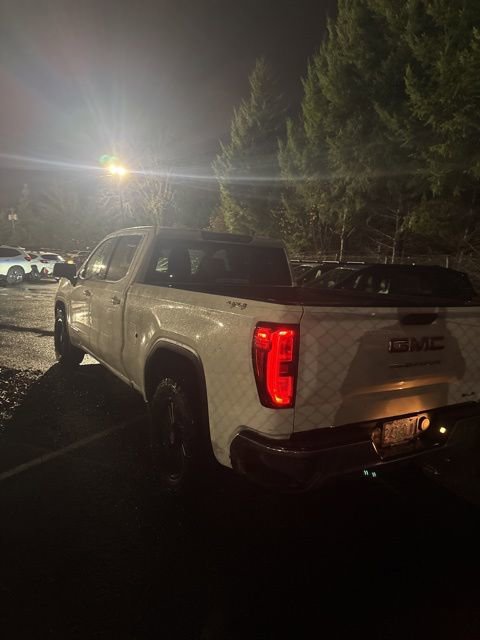 Used 2022 GMC Sierra 1500 SLE image 6