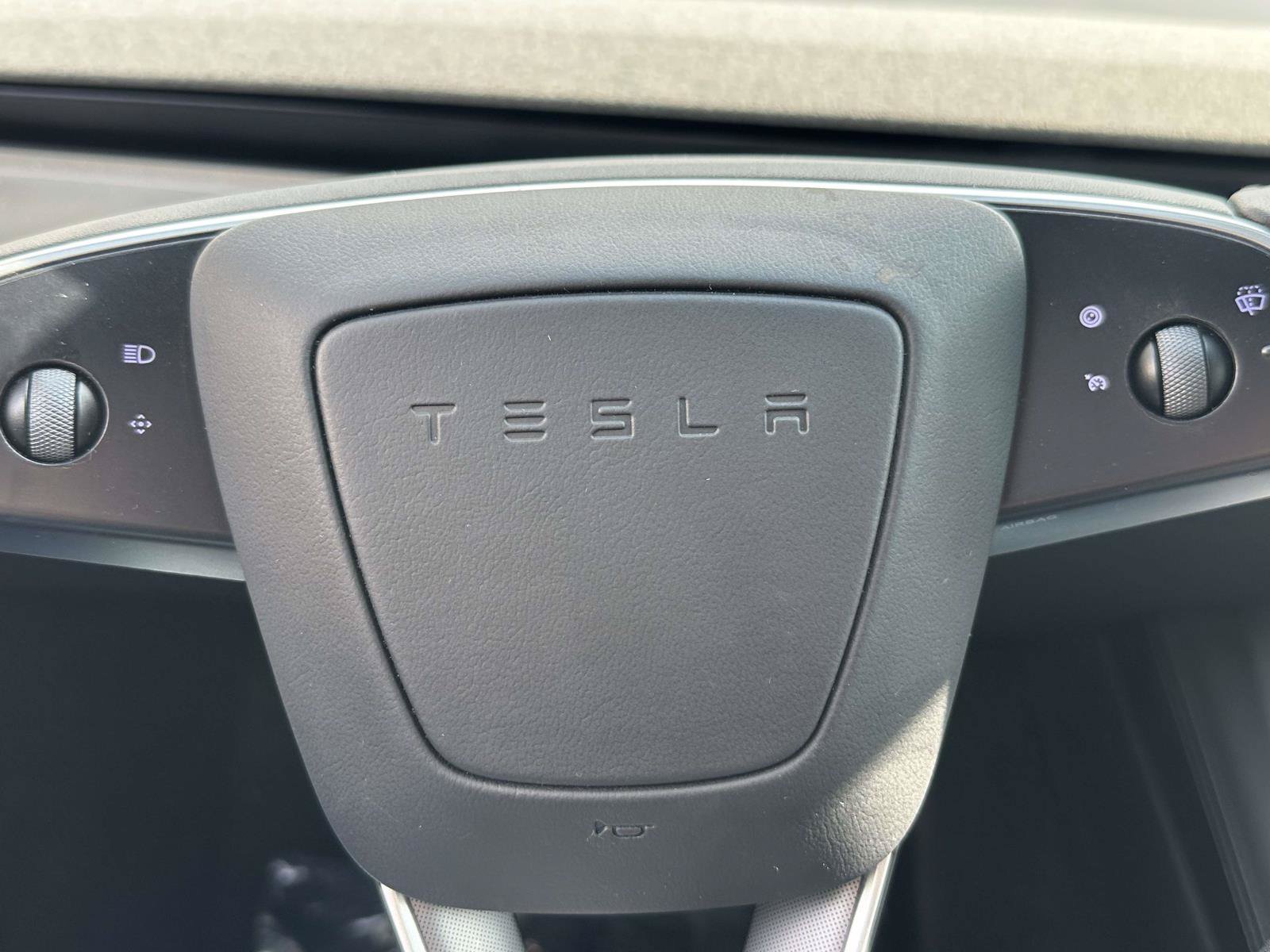 Used 2024 Tesla Model 3 Standard Range RWD image 25