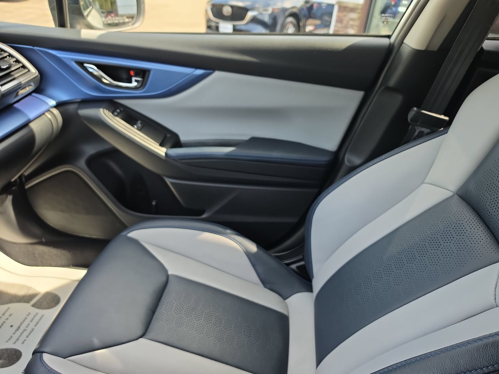 Used 2022 Subaru Crosstrek Hybrid AWD/4WD image 22
