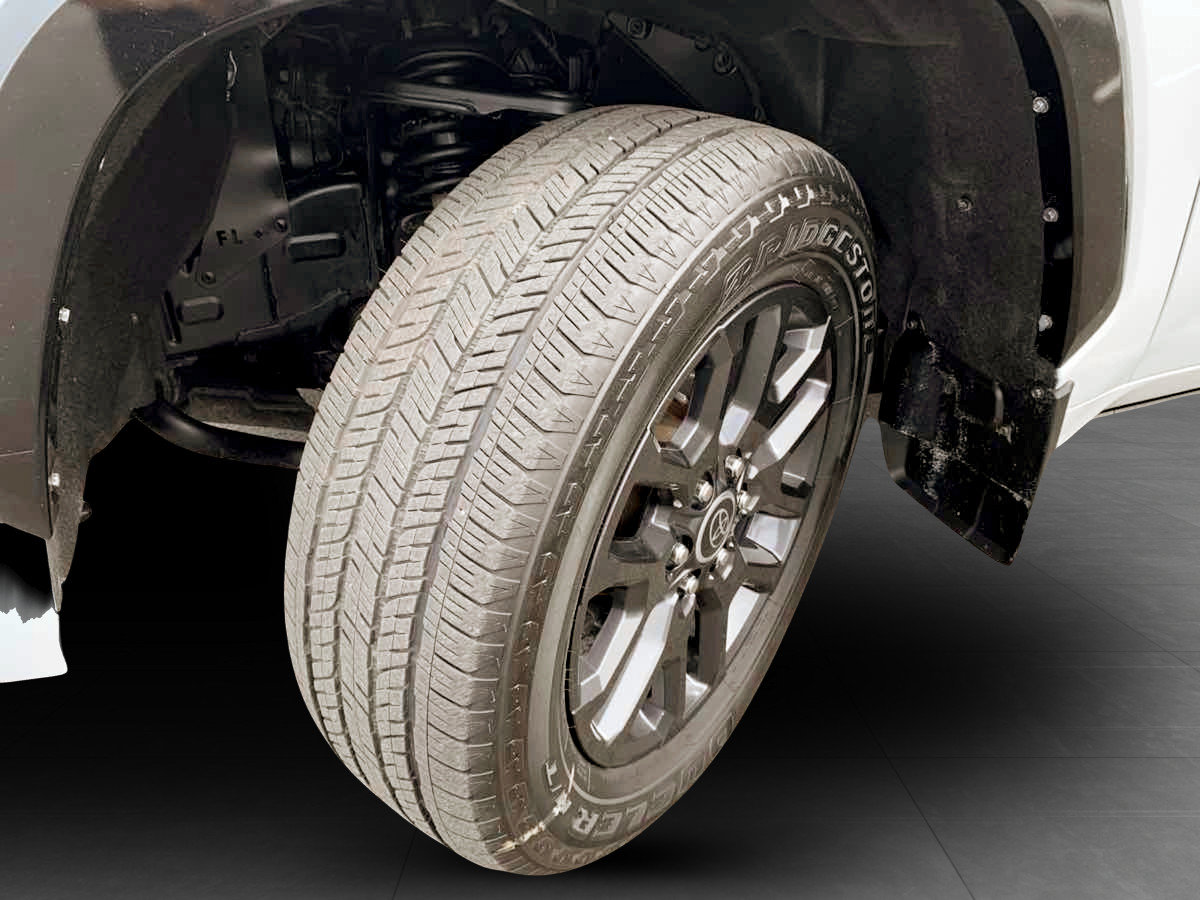 Used 2022 Toyota Tundra Platinum AWD/4WD image 10