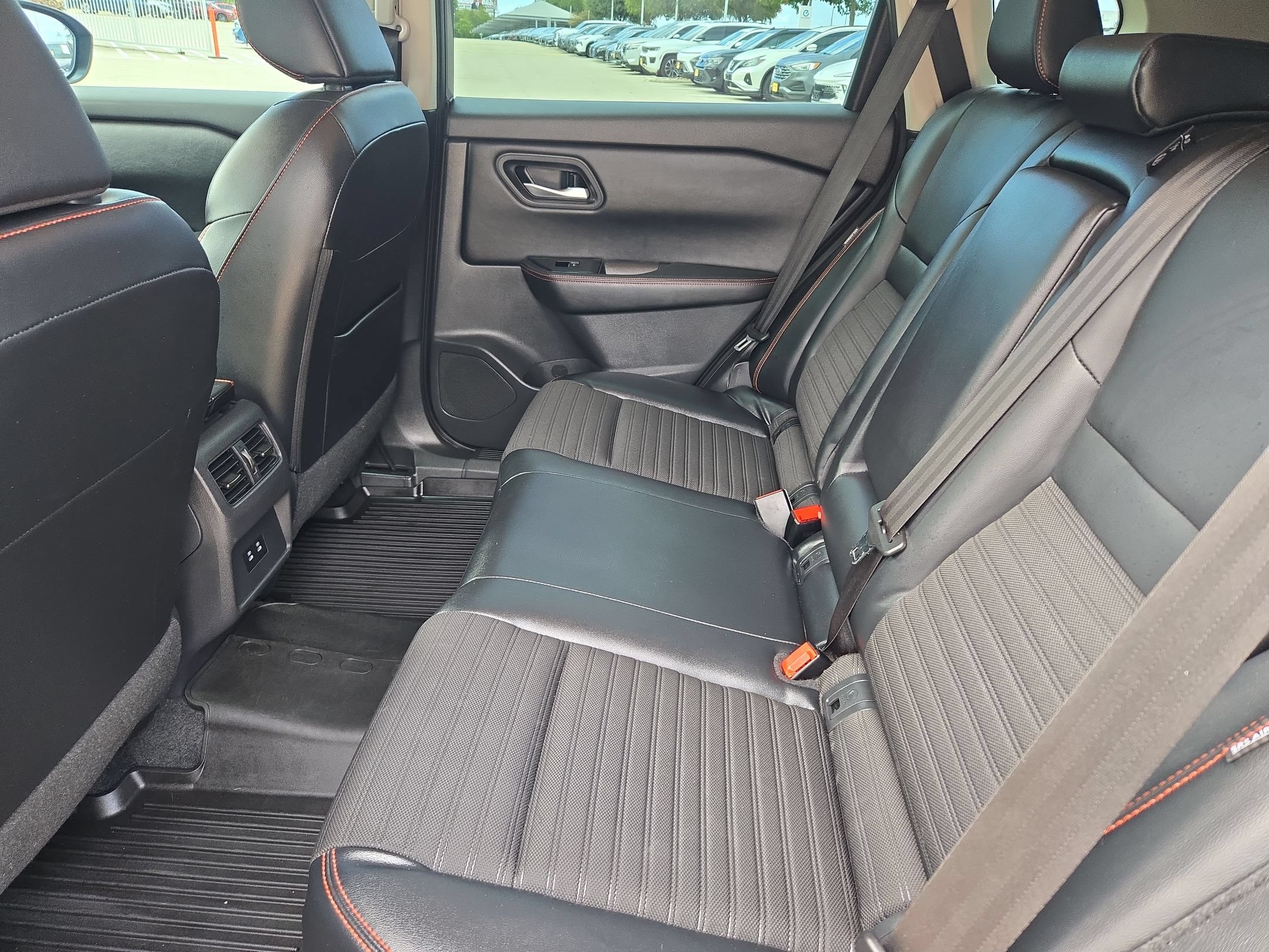 Used 2025 Nissan Rogue SV w/ Rock Creek Premium Package AWD/4WD image 13