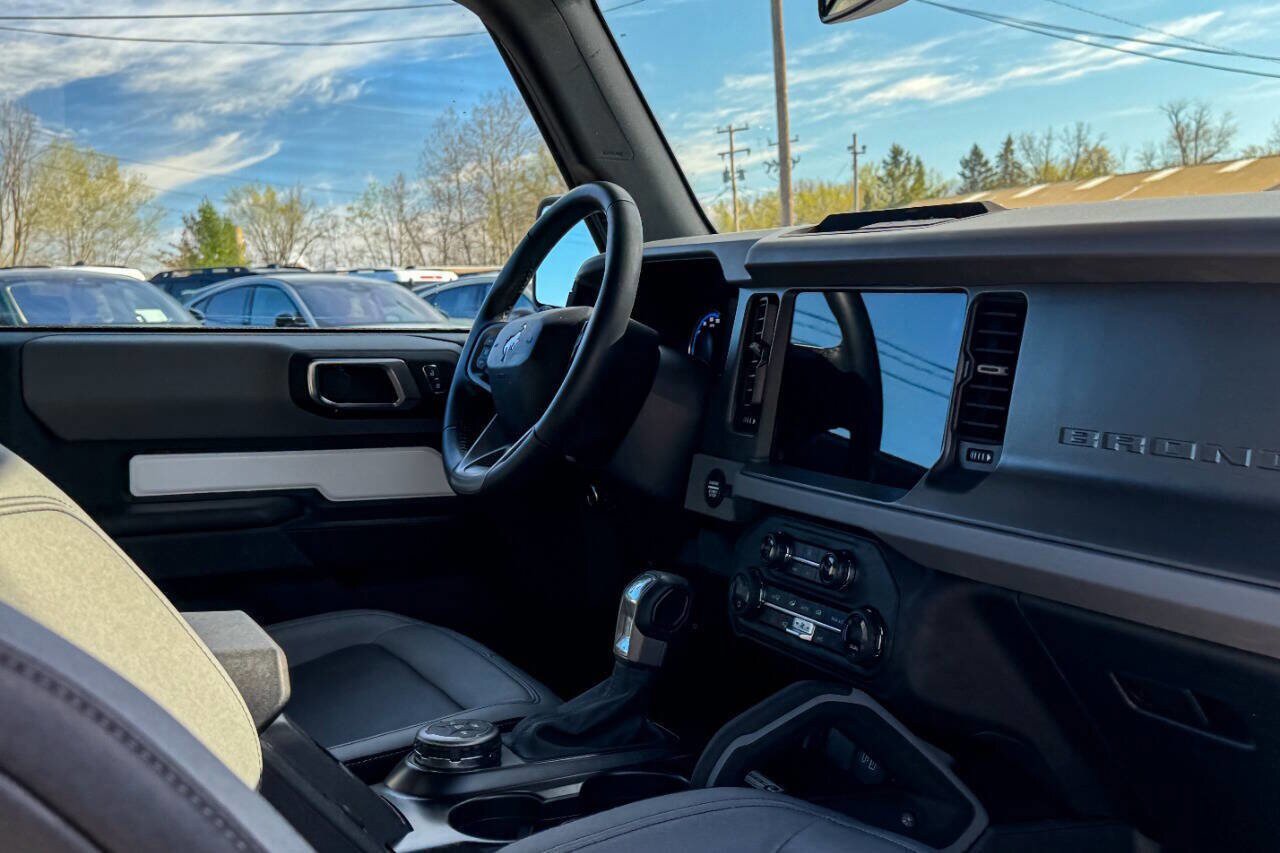Used 2024 Ford Bronco Big Bend AWD/4WD image 14