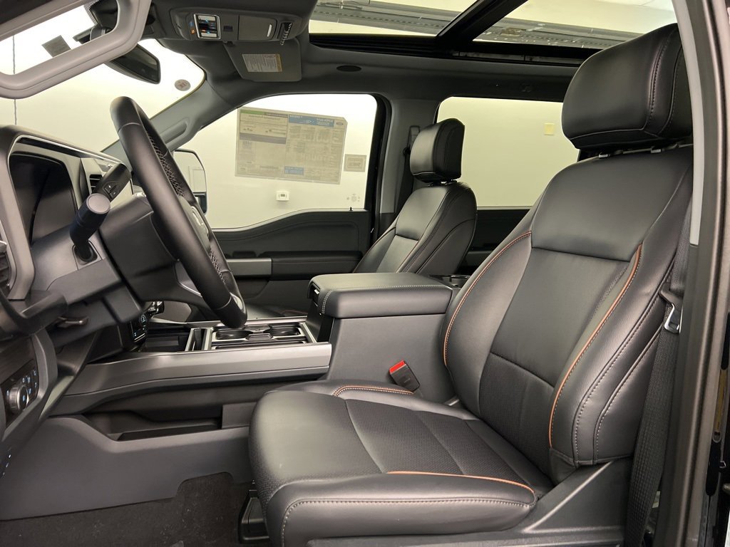 New 2026 Ford F350 Lariat image 30