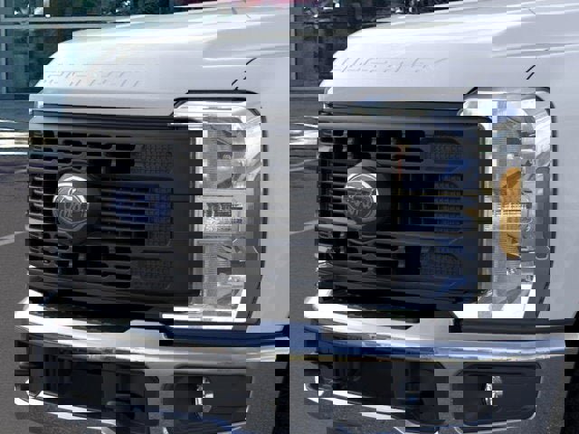 New 2026 Ford F250 4x4 Crew Cab Super Duty image 17