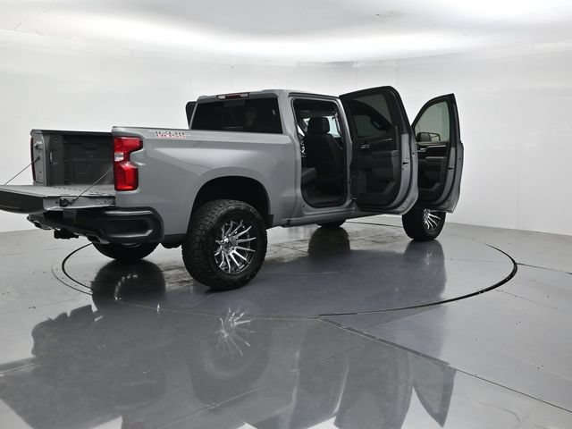 Used 2024 Chevrolet Silverado 1500 LT Trail Boss w/ Convenience Package II AWD/4WD image 51