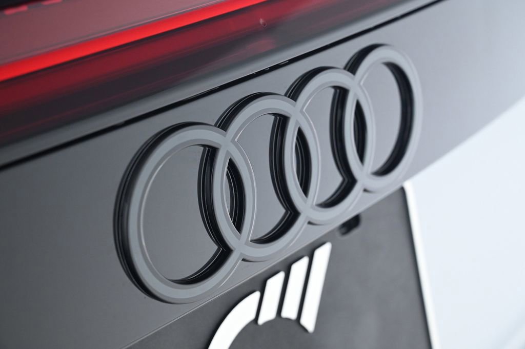 New 2026 Audi Q8 Premium Plus image 22