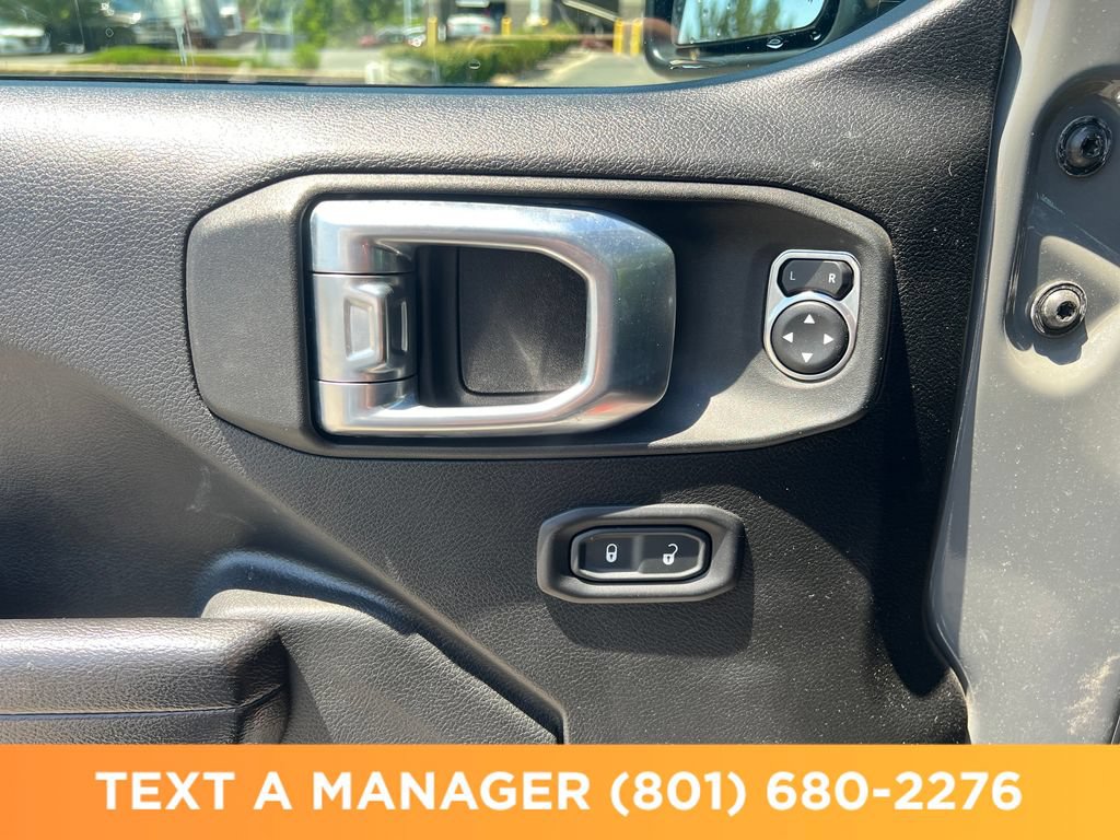 Used 2021 Jeep Wrangler Unlimited Sport AWD/4WD image 11
