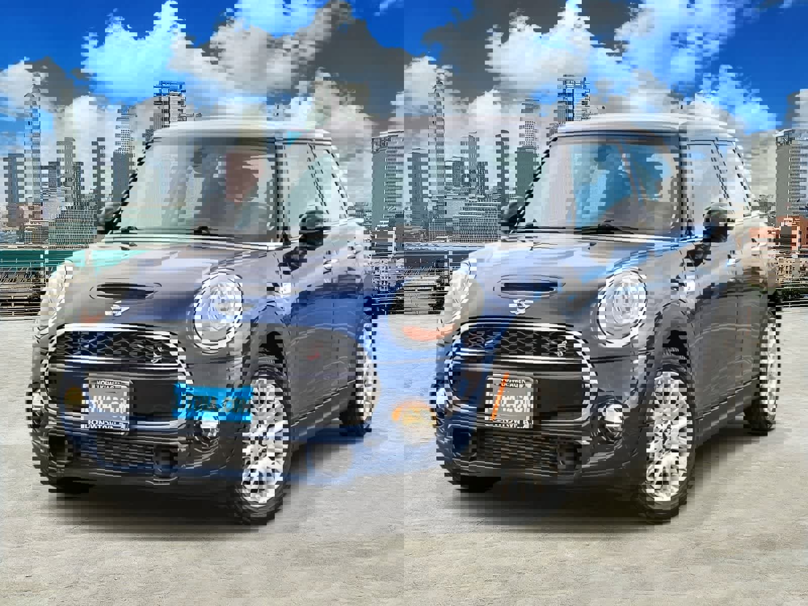 Used 2015 MINI Cooper S image 1