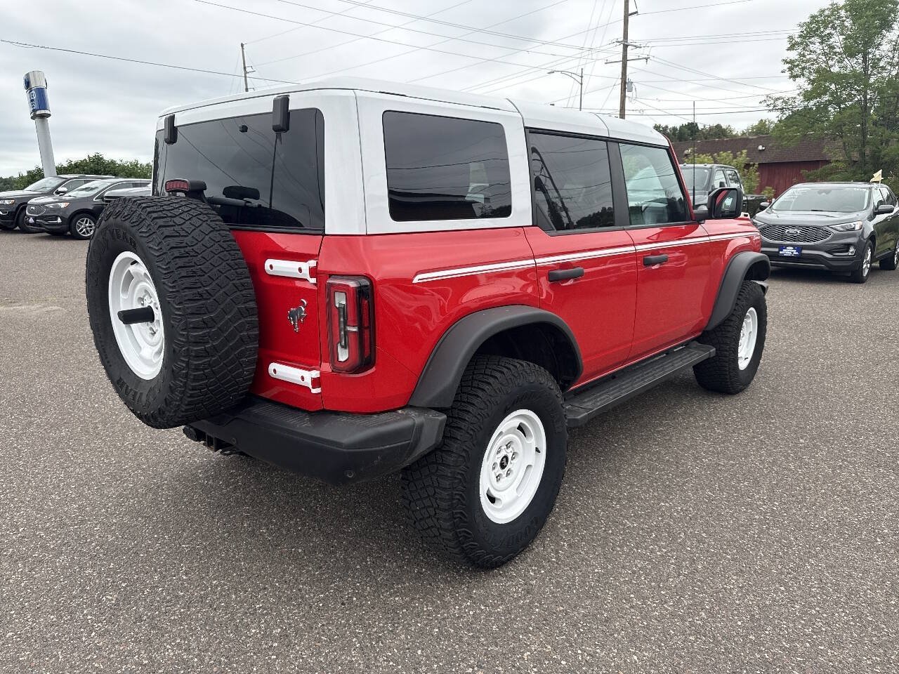 Certified 2023 Ford Bronco Heritage Edition AWD/4WD image 6