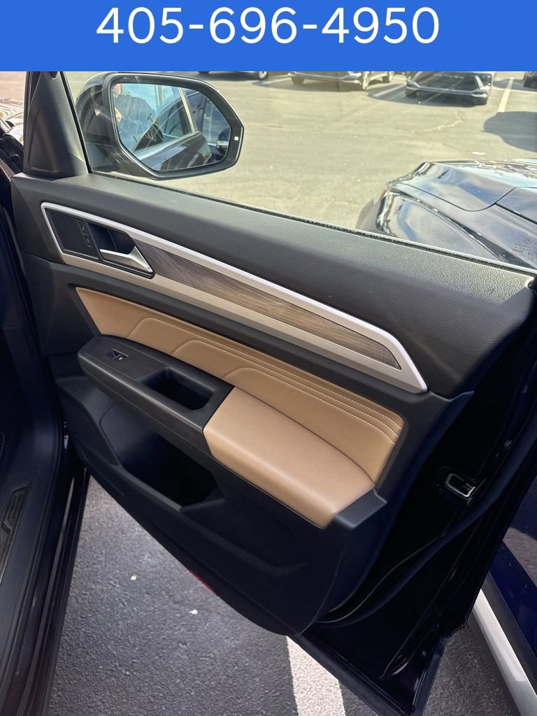 Used 2022 Volkswagen Atlas Cross Sport SE image 8