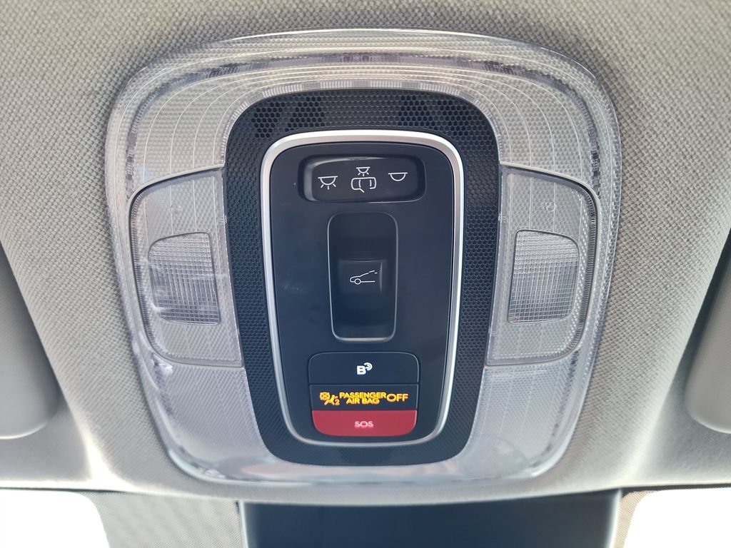 Used 2024 Hyundai Elantra Limited FWD image 34