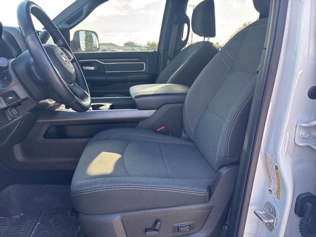 Used 2022 RAM 2500 Big Horn w/ Night Edition AWD/4WD image 9