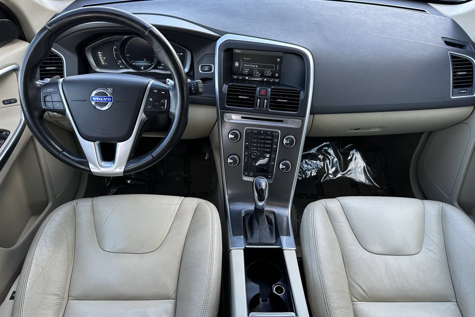 Used 2014 Volvo XC60 T6 AWD/4WD image 3
