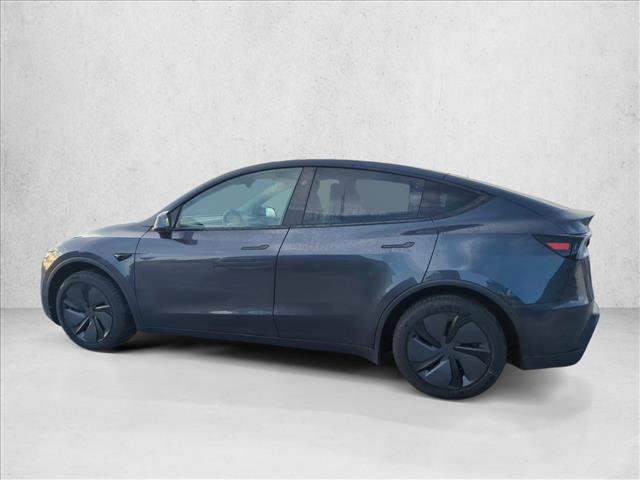 Used 2026 Tesla Model Y 2WD image 6