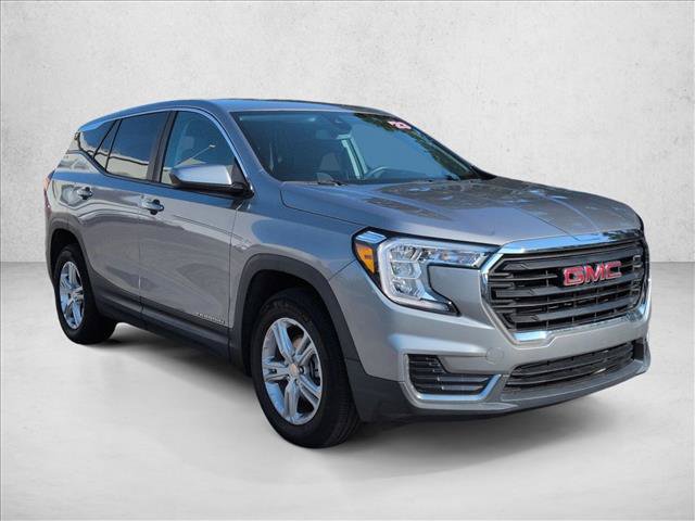 Used 2023 GMC Terrain SLE FWD image 3