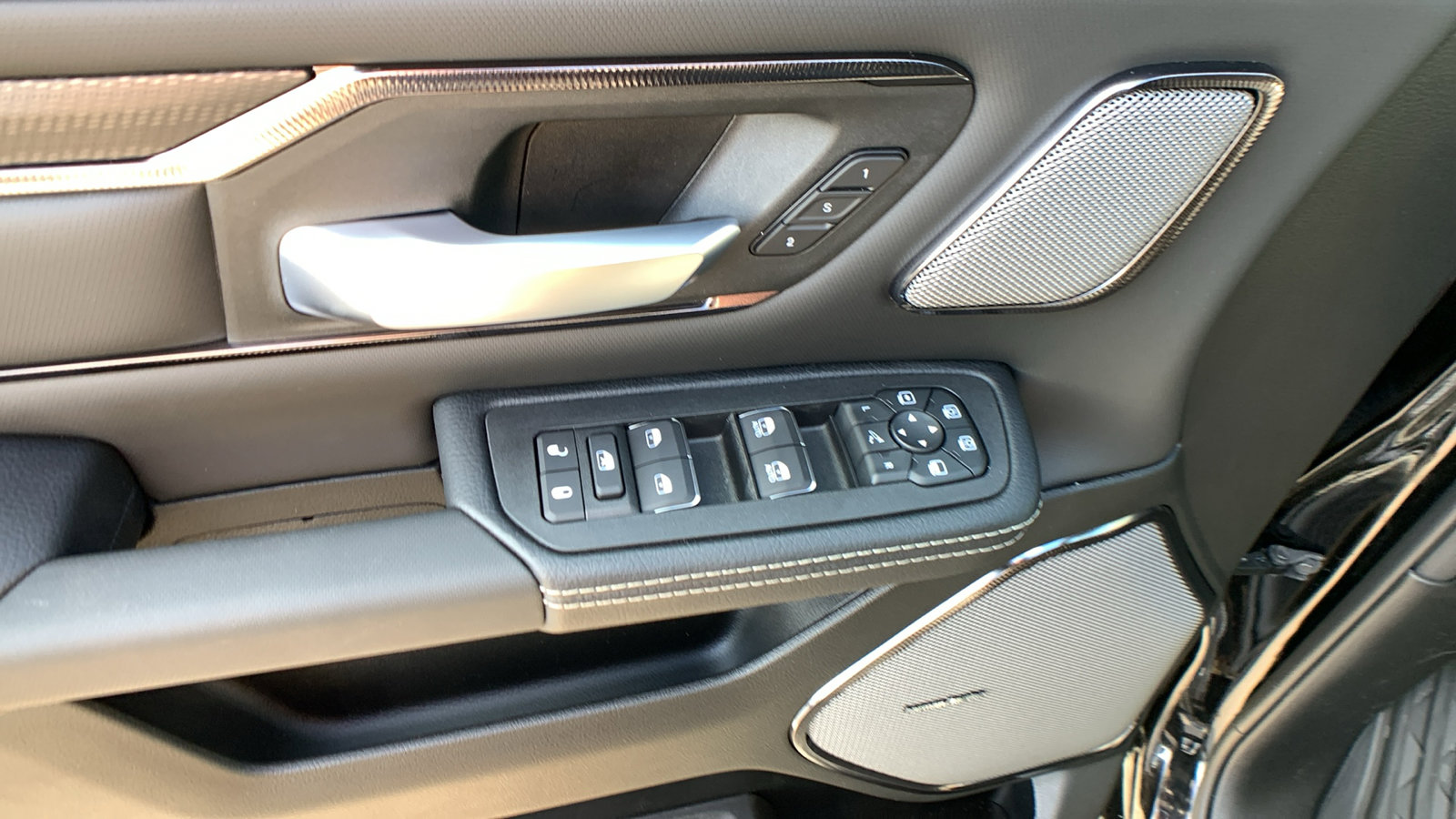 New 2026 RAM 1500 Rebel image 12