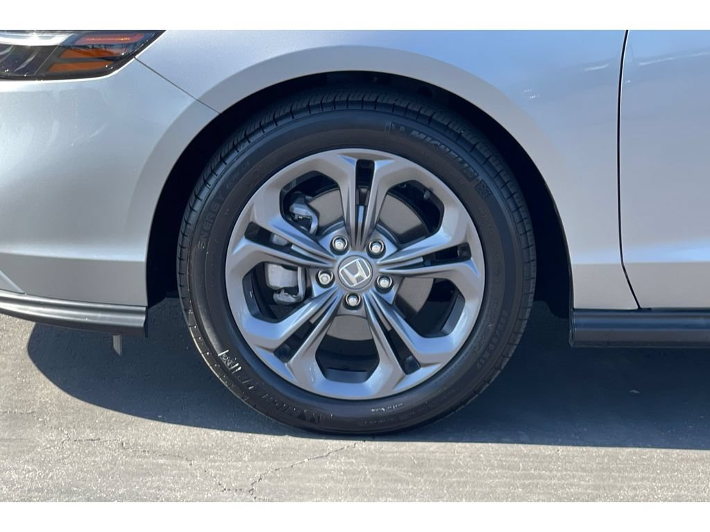 Certified 2023 Honda Accord EX image 38