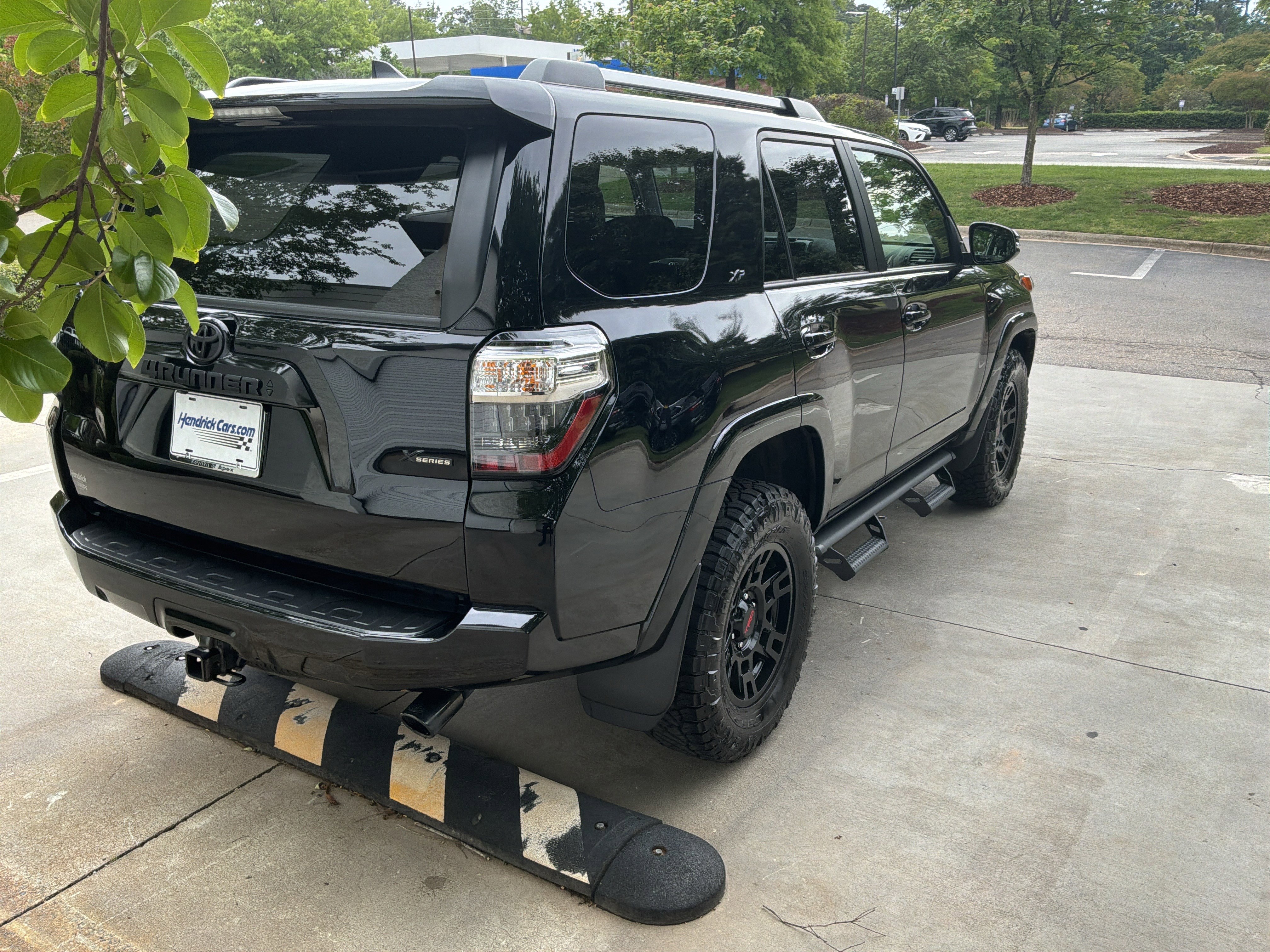 Used 2024 Toyota 4Runner SR5 Premium w/ Moonroof Package AWD/4WD image 10