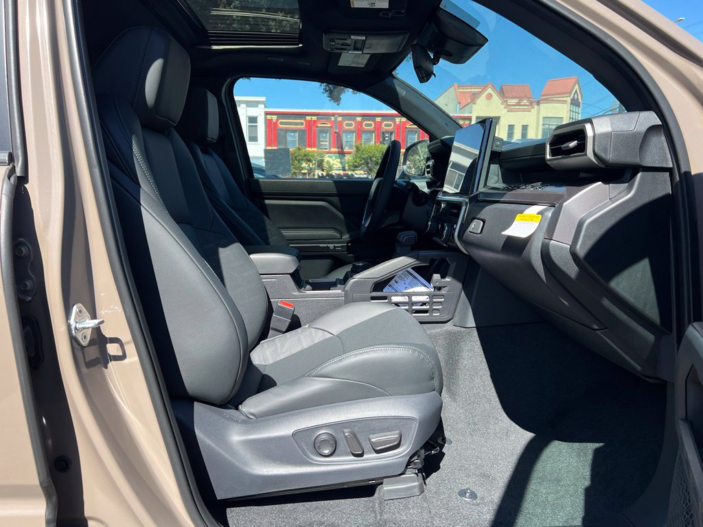 New 2026 Toyota Tacoma TRD Off-Road w/ TRD Off Road Premium Package AWD/4WD image 17