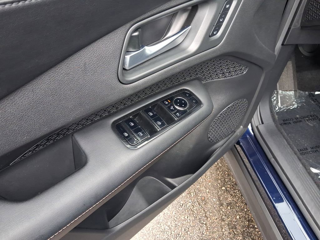 Certified 2023 Nissan Ariya FWD image 16