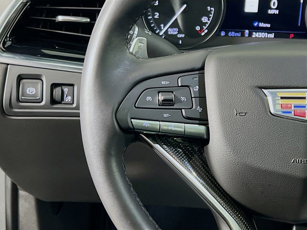 Used 2023 Cadillac XT6 Sport w/ Technology Package image 10