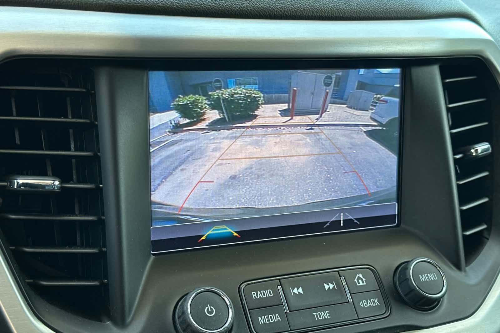 Used 2019 GMC Acadia SLT w/ LPO, Cargo Package FWD image 21